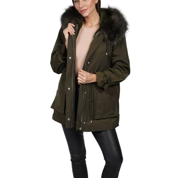 Adorable Parka w/ Removable Liner & Faux Fur Hood LIKE NEW by Love Token - Picture 3 of 5